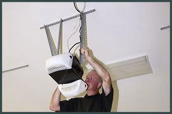 Two Guys Garage Doors Tewksbury, MA 978-386-3116 - serv-cont-open-gr-43m